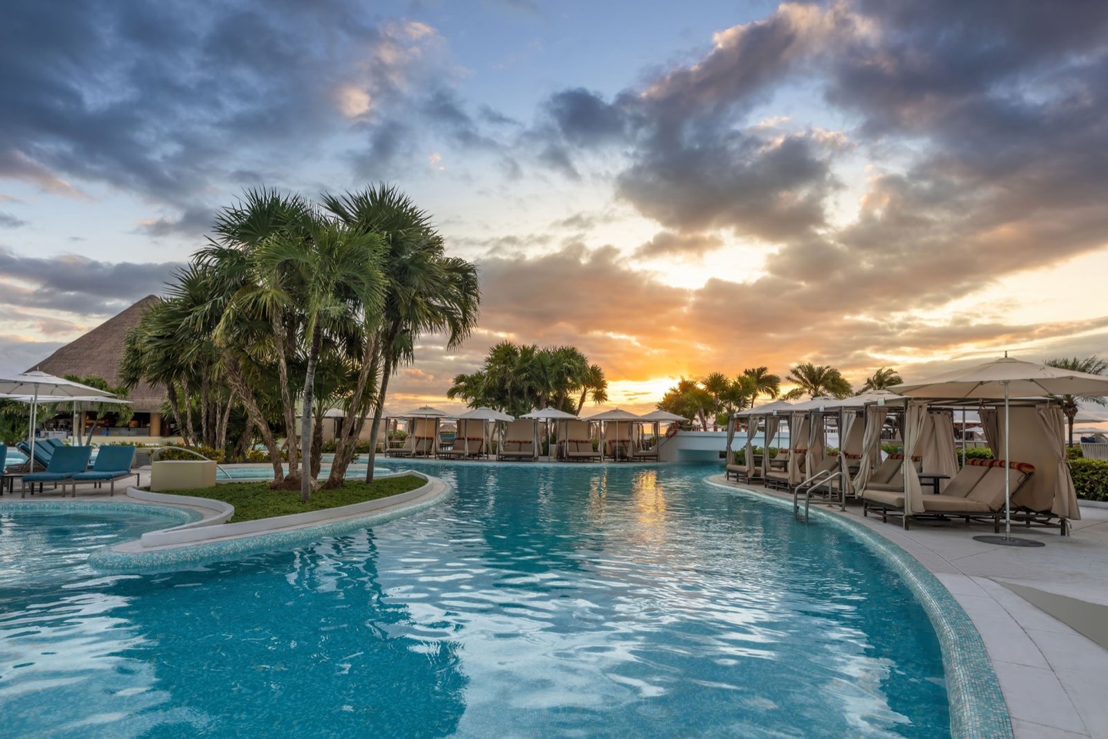 Moon Palace Cancun pool area